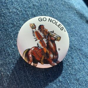 Vintage Florida state button with light up torch
